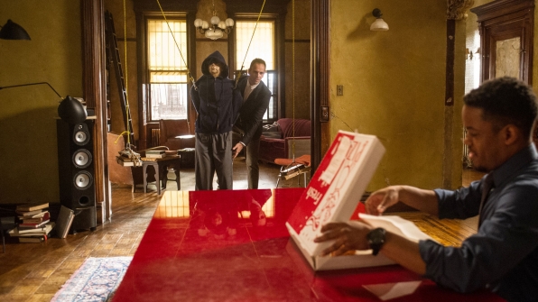 Sherlock travaille, Bell s'offre une pizza